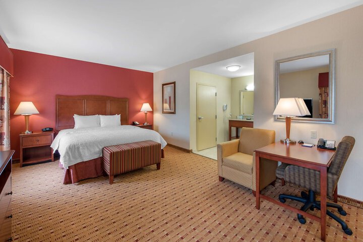 Room 32 of 54