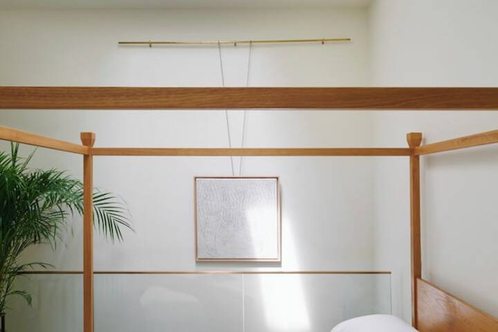Room 17 of 47