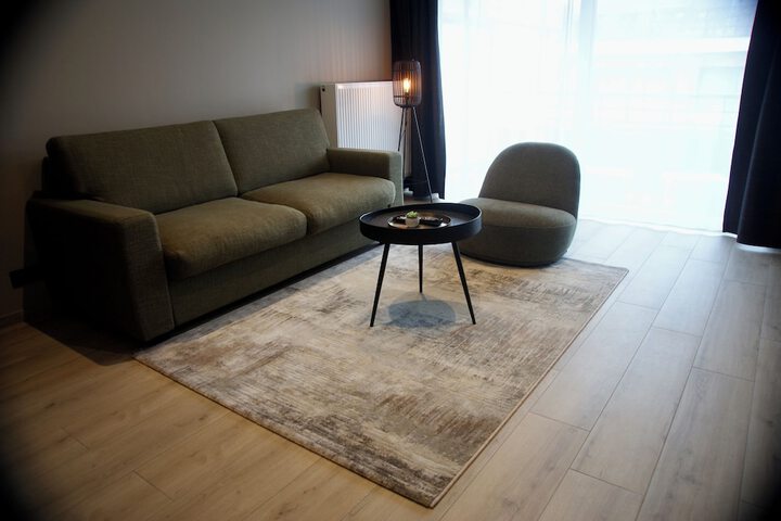 Room 32 of 77