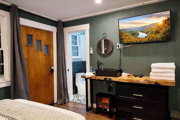 Room 81 of 130
