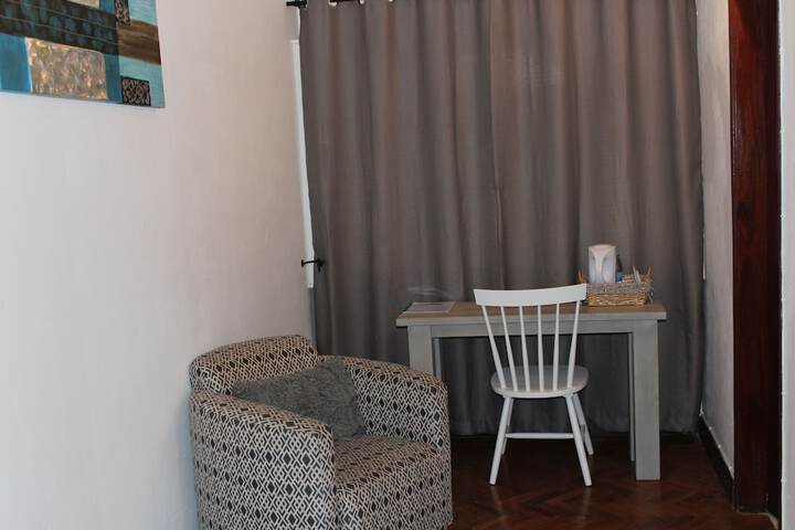 Room 6 of 43