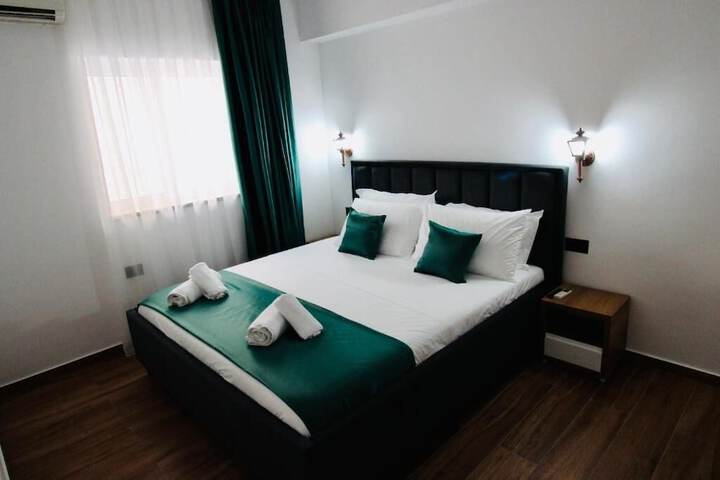 Room 3 of 69