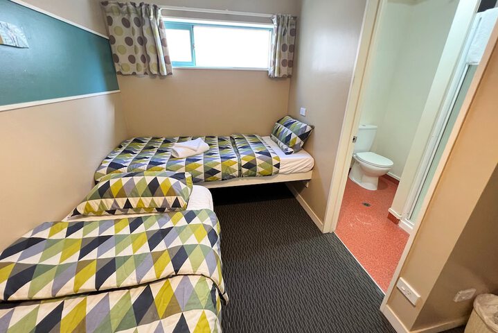 Room 52 of 74