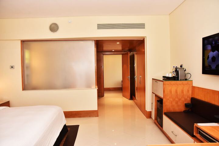 Room 18 of 64