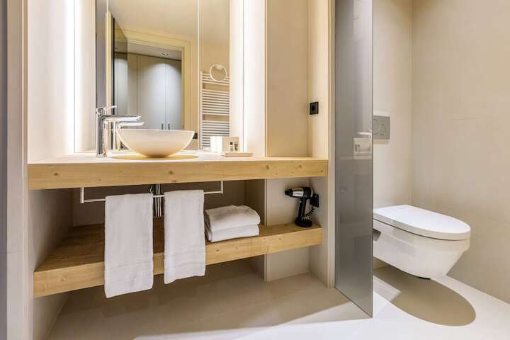 Bath Photo
