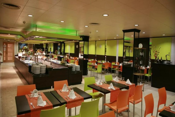 Dining 2 of 2