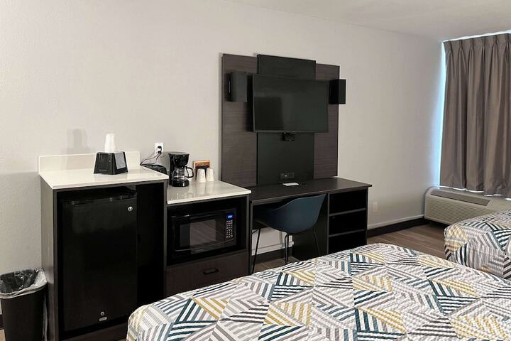 Room 8 of 21