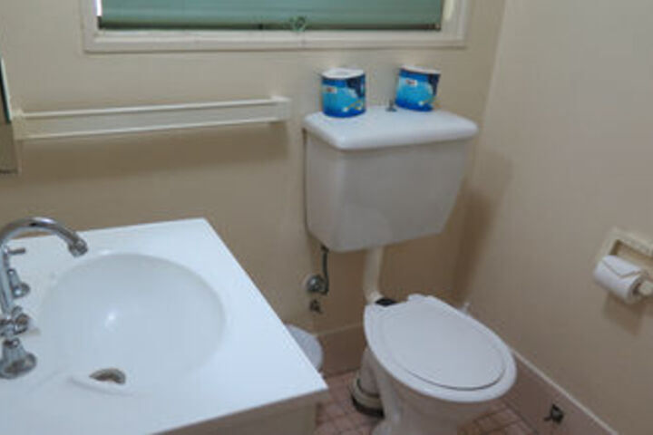 Room 2 of 21