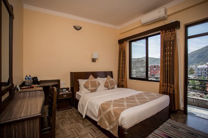 Room 50 of 67