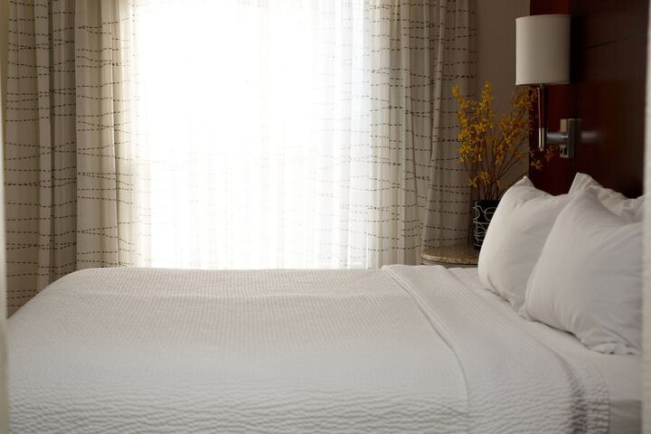 1 King Bed Suite (9 of 12)