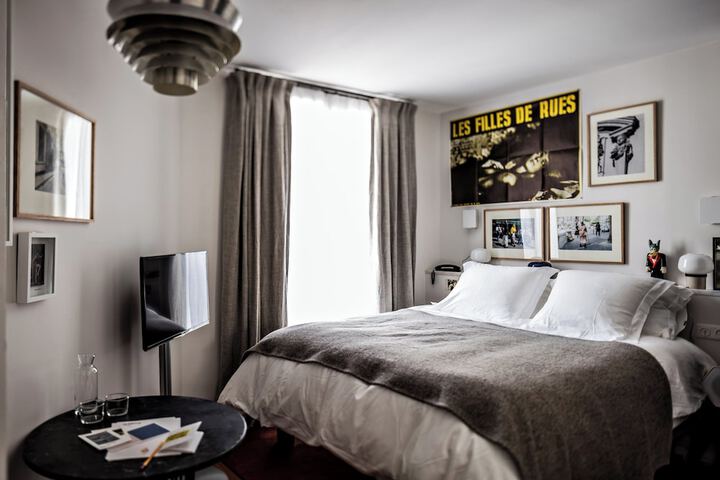 Room 27 of 91