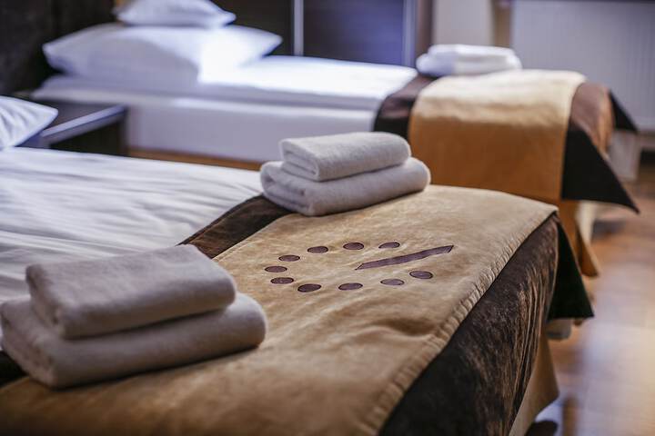Room 15 of 62