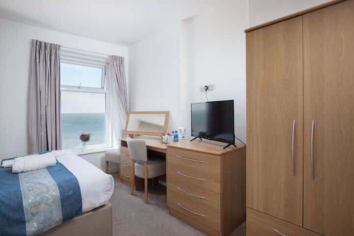 Room 42 of 91