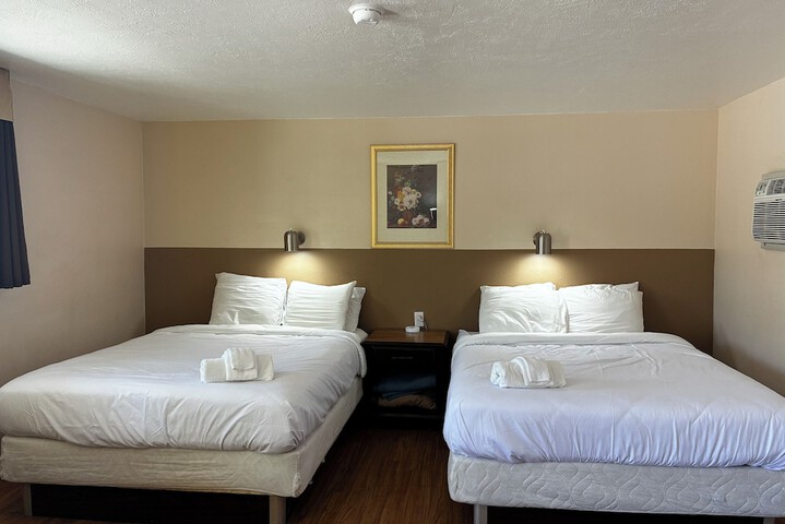 Room 3 of 19
