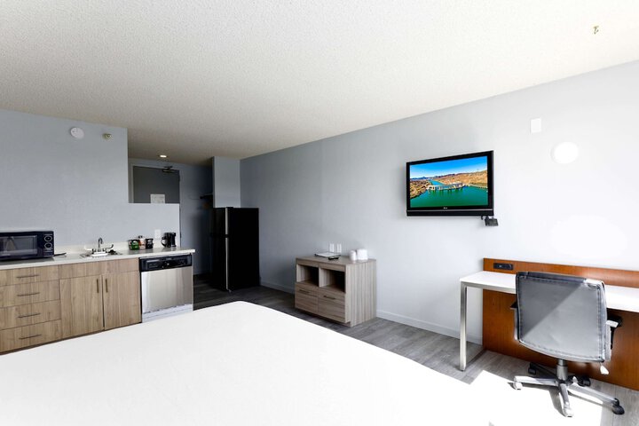 Room 21 of 61