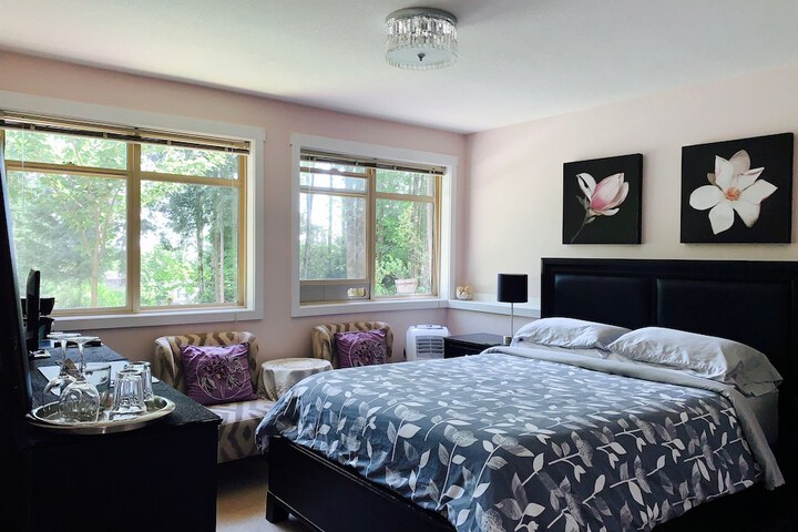 Room 8 of 46