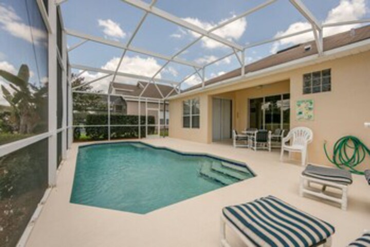 Pool 18 of 28