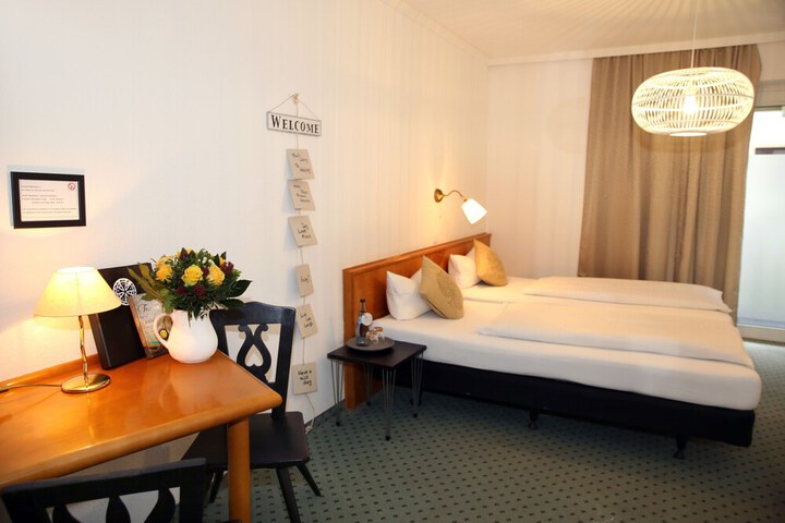 Room 21 of 36
