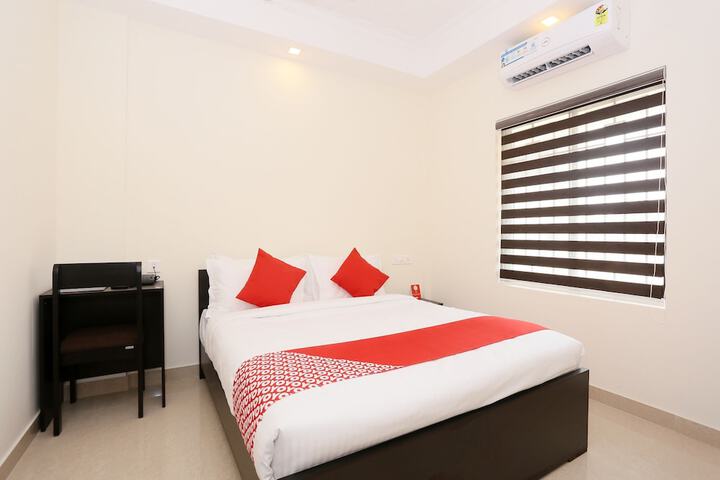 Room 25 of 60