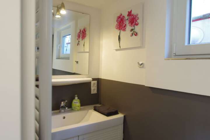 Room 19 of 34