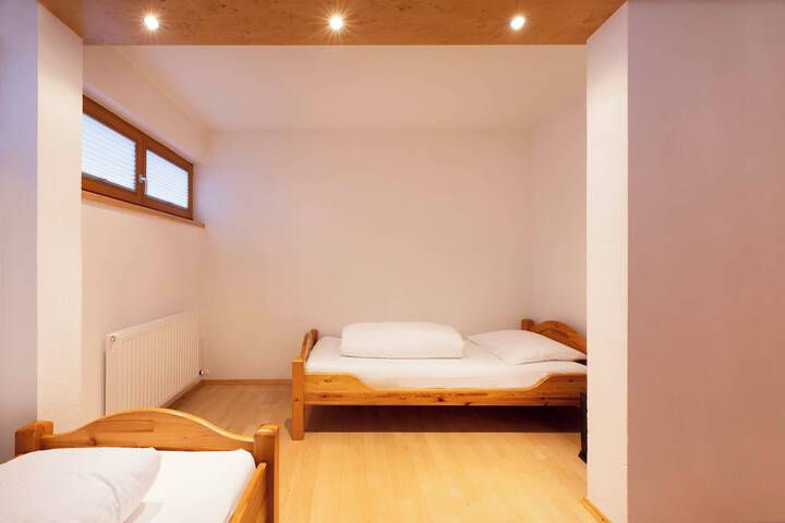 Room 21 of 65