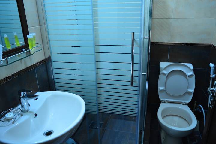 Clean Restrooms
