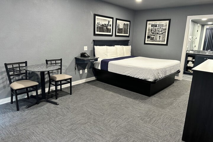 Room 7 of 26