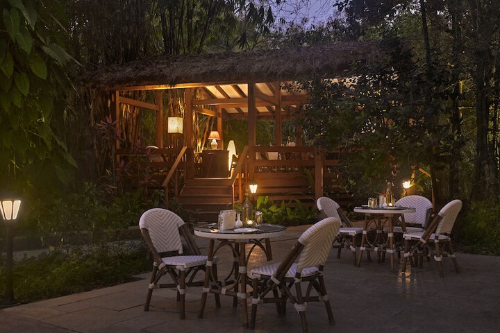 Dining Photos