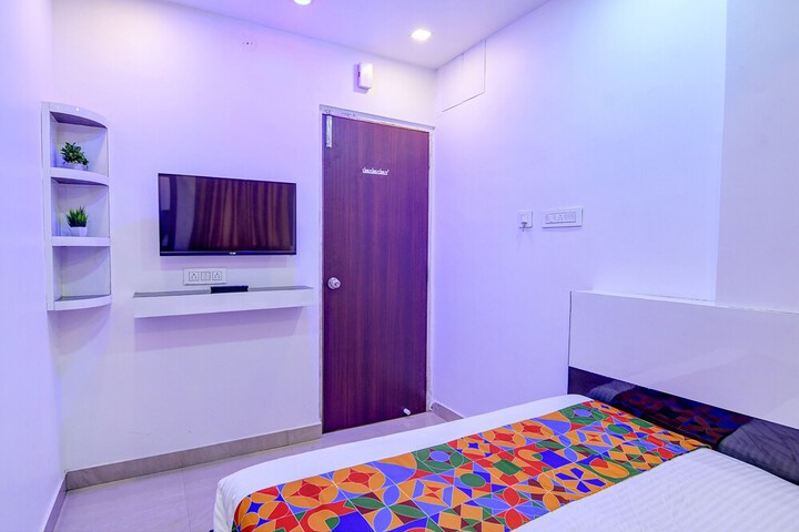 Room 17 of 36