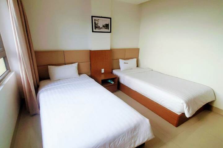 Room 8 of 46