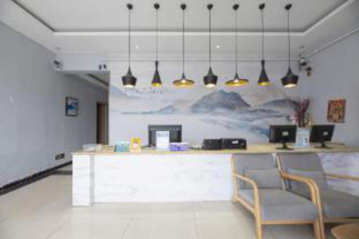 Kelinning Chain Hotel (Linyi South Bus Station Branch)