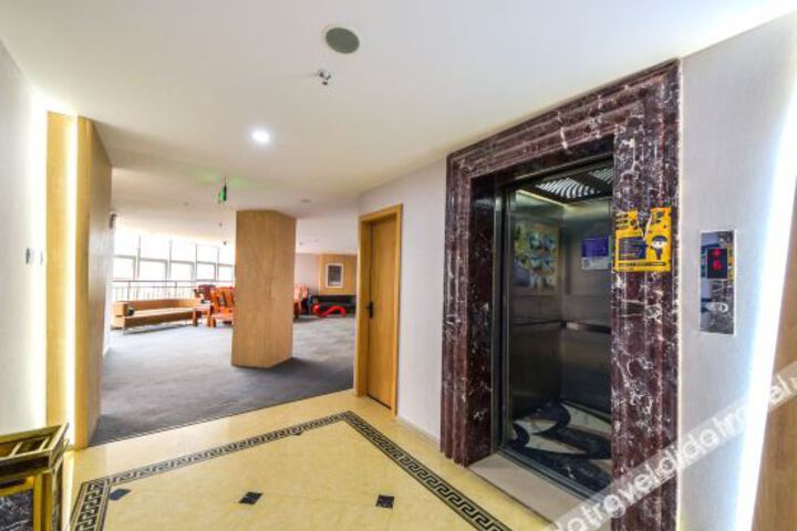 Hotel Interior 7 of 25