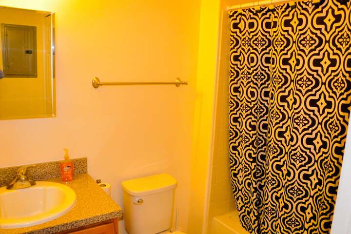 Room 13 of 23