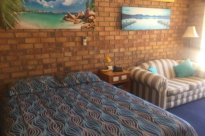 Room 19 of 50