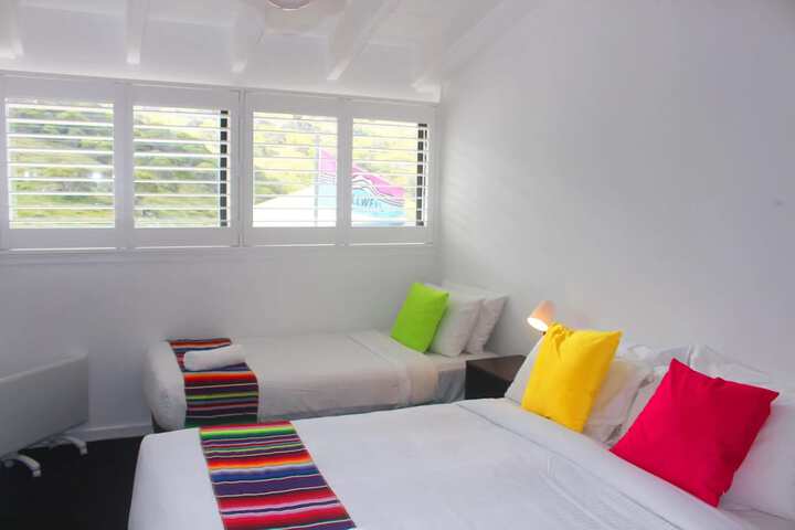Room 4 of 39
