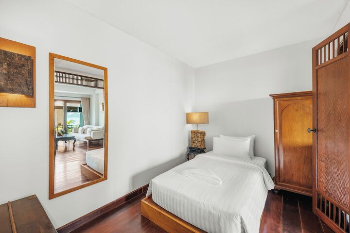 Room 20 of 144