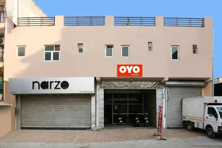 Oyo Flagship 80701 Hotel Kakkar Inn