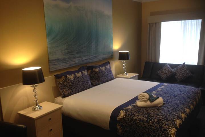 Room 14 of 38