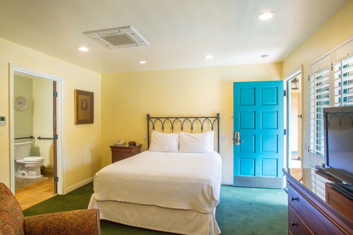 Room 3 of 81