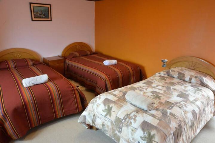 Room 7 of 8