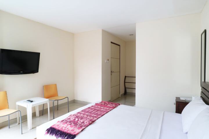 Room 16 of 32