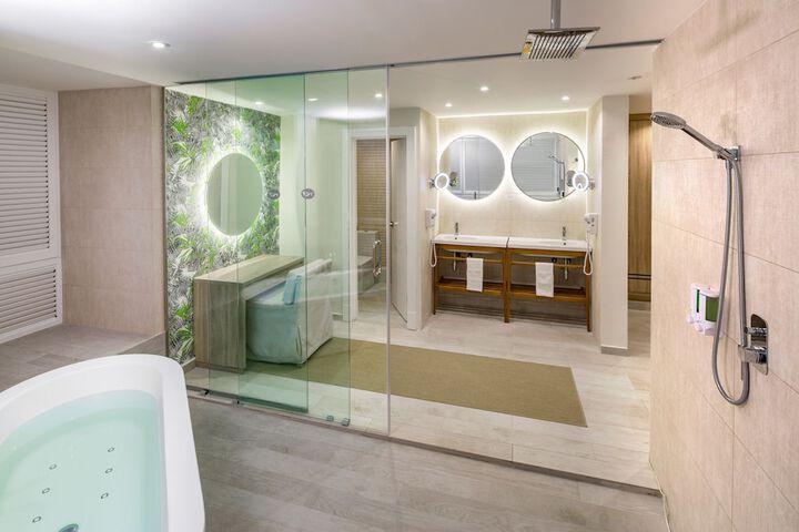 Clean Restrooms
