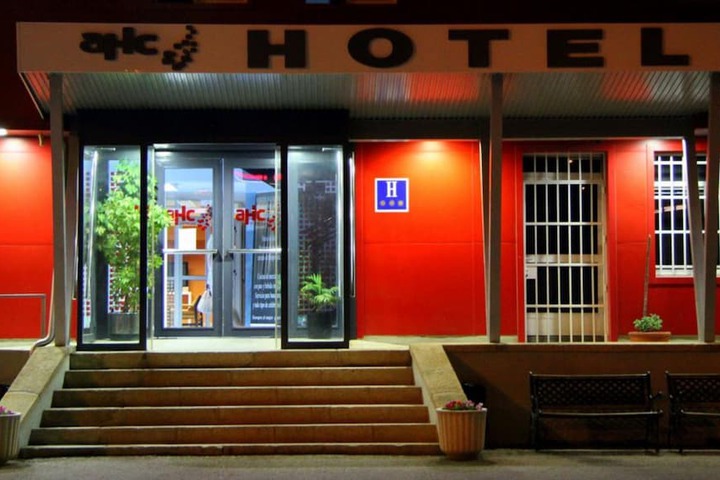 Hotel 27 of 30