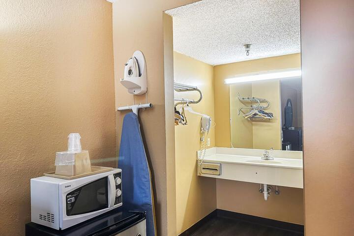 Room 21 of 78