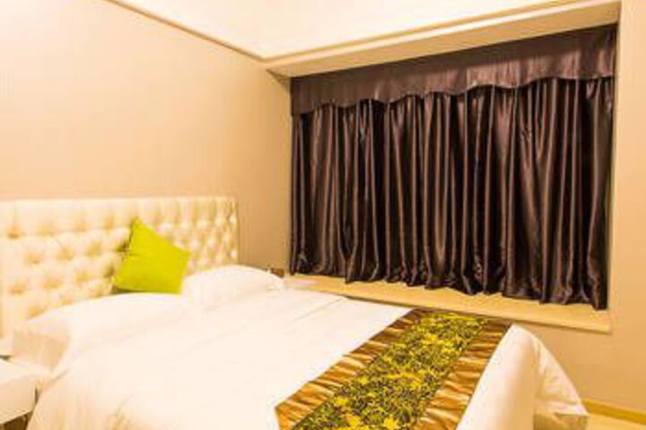 Room 2 of 7