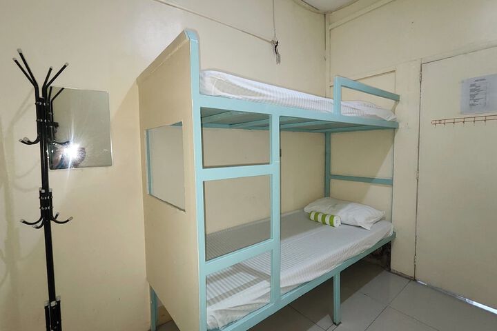 Room 3 of 52