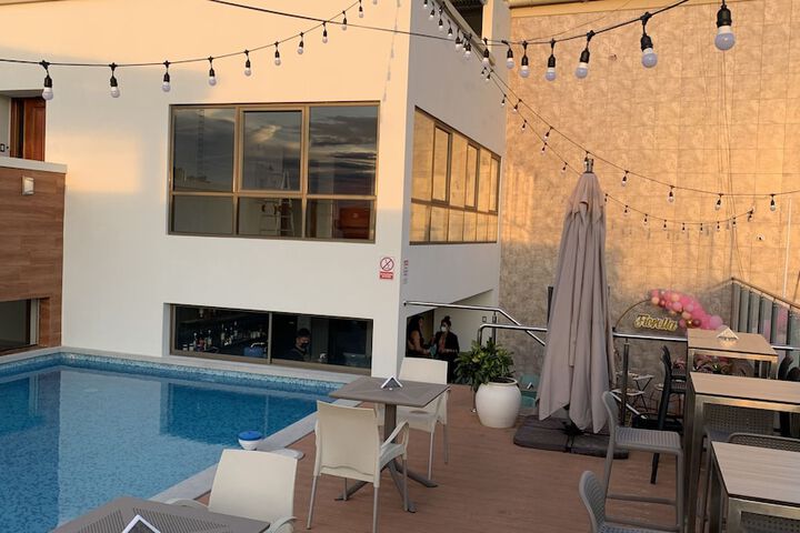 Pool 65 of 79