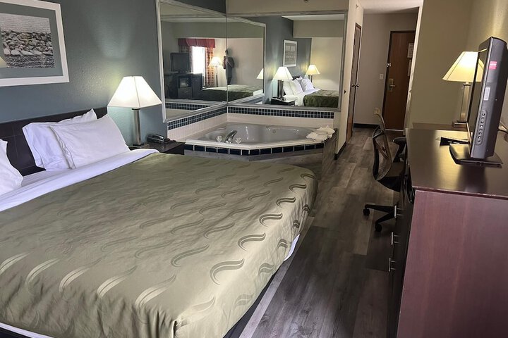 Premium 2 Double Beds (2 of 8)