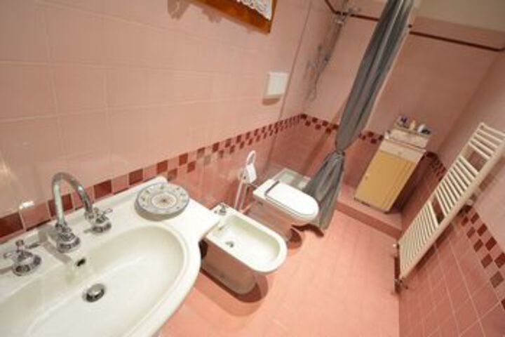 Room 3 of 23