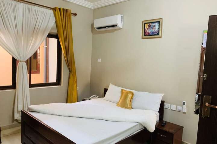 Room 12 of 31